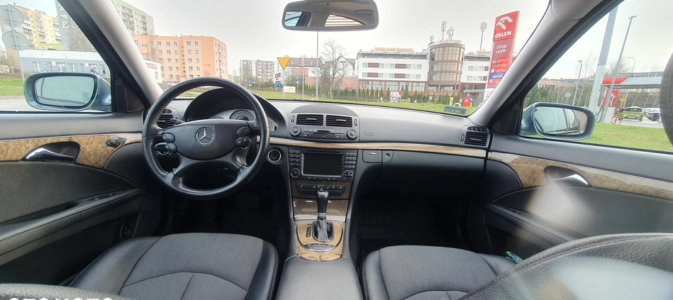 Mercedes-Benz Klasa E cena 31900 przebieg: 226000, rok produkcji 2007 z Kielce małe 154